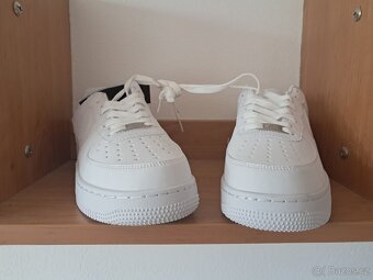 Nike Air Force 1 bílé – nové, nenošené, - 2