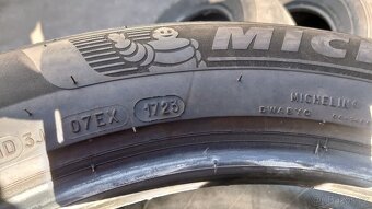 Letní pneu 235/55r18 - 2