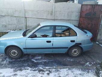 Hyundai Accent 1.3 - 2