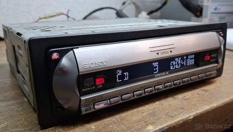 Autorádio SONY CDX-R3350 CD MP3 - 2