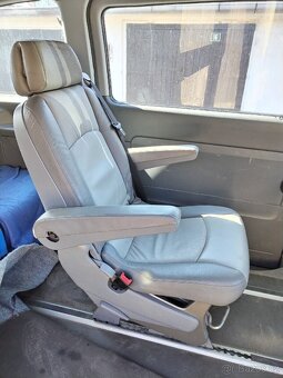 Mercedes sedačka - 2