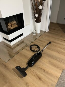 Vysavač Miele - 2