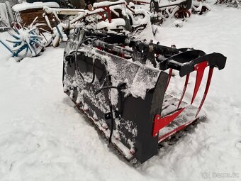 Krokodyl na hnuj - 2