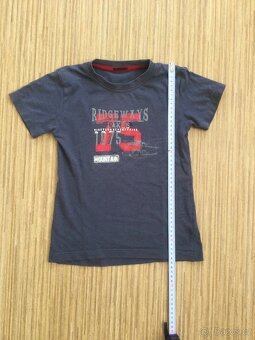 Trika vel. 110, 116, 134, 134/140, cena 15-49 Kč - 2