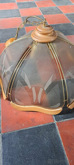 Skleněný lustr s motivy - 2