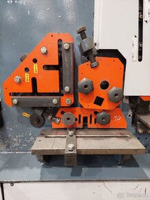 Děrovací stroj DURMA IW 55 - 2