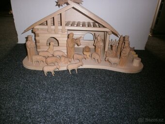 Ručně vyřezávaný český betlém 14a7 - 2