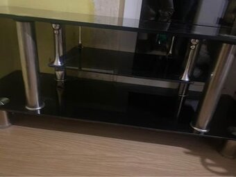 Konferenční stolek černá barva sklo - 2