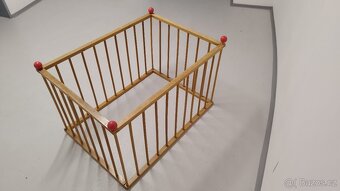 Dřevěná ohrádka pro děti - 2