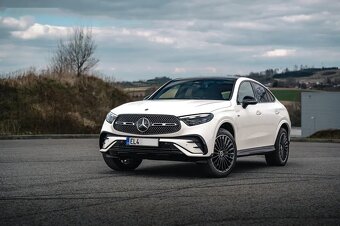 Mercedes-Benz GLC, 300 de kupé AMG Premium - 2