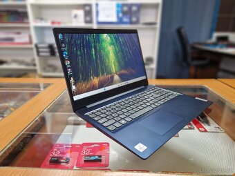 Lenovo IdeaPad 3 15IIL05 - 2