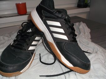 Sálovky ADIDAS vel. 43,5. - 2