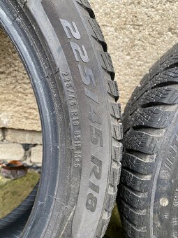 Zimní pneu Pirelli Sottozero 3 - 2
