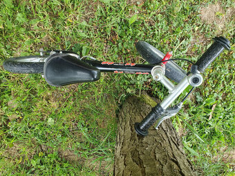 Odrážedlo Muff - 2