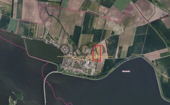 0,2 ha pozemků v k. ú. Strachotín - 2