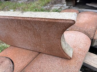 TRÁVNÍKOVÝ LEM - 2