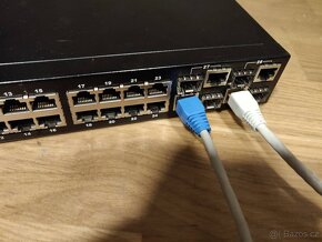 L2 switch Edge-core ES3528M 24x10/100Mbit+4x1Gbit - 2