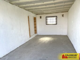 Ivančice - Letkovice, garáž, vlastní pozemek 19 m2, elektřin - 2
