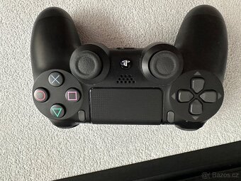 Playstation 4 Pro - 2