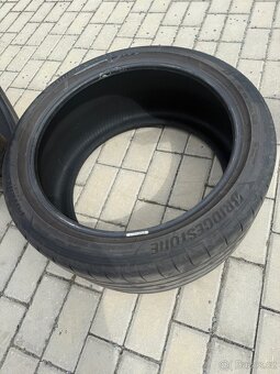 Bridgestone 275/35/r19 - 2