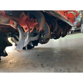 Malotraktor Kubota s kabinou - 2