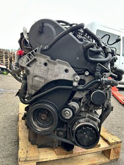 Motor CFF 2.0TDI 103kw + převodovka NFU - 2