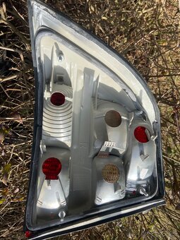 Zadní světla Opel Vectra B - 2