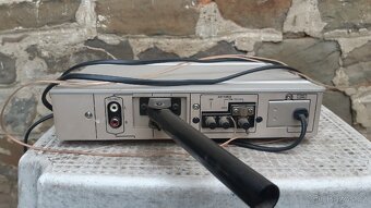 Toshiba ST-T10 tuner - 2
