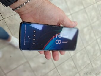 Motorola Razr 40 Ultra 5G 256GB - 2