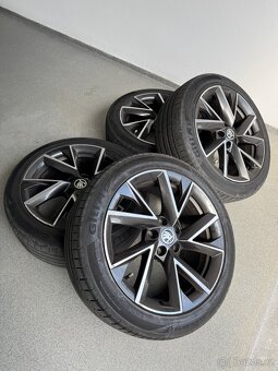 ALU kola Superb 3 - Vega 18" 5x112 - 2