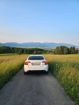 Volvo S60 - 2