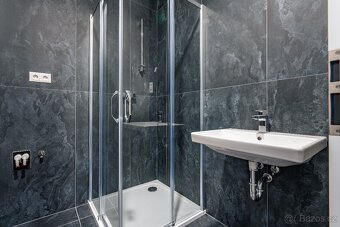 PRONÁJEM JEDNOTKY 1KK SE ZAHRADOU 69,4 m² - 2