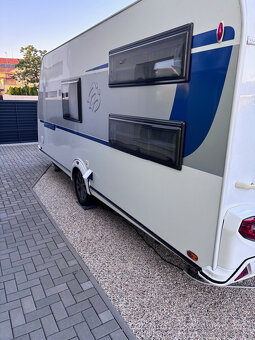 Karavan Knaus silver slection 500kd v plné výbavě - 2