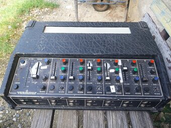 Regent 1060 pult a 2 repro-bedny - 2