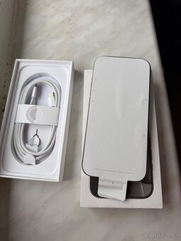 IPhone 16 pro 128gb 100% baterie  Záruka - 2