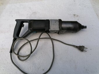 Rázový utahovák - 2