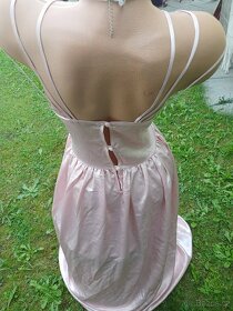 LUXUSNÍ NOČNÍ KOŠILKA A ORIGINÁLNÍ ŠPERK - 2