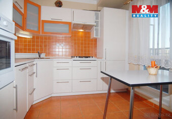 Pronájem bytu 3+1, 78 m², Ostrava, ul. Ahepjukova - 2