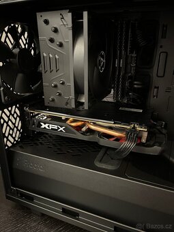 XFX Radeon RX 570 8GB TripleX - 2