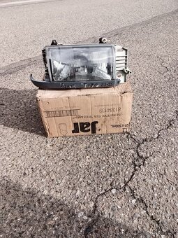 Přední světlo tipo93-95 - 2