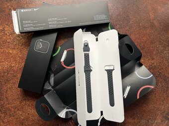 Apple Watch SE Nike 44mm - 2