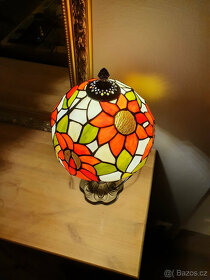 Lampička Vitráž - Vyrobeno ruční Tiffanyho technikou - 2