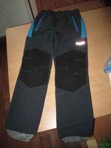 bundy, zateplené kalhoty, bačkory vel. 130-140 - 2