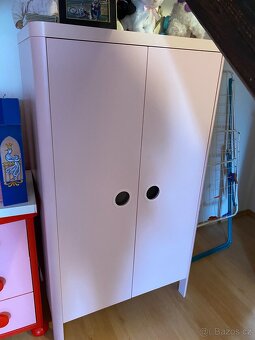 Dívčí nábytek ikea - 2