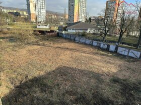 Pronájem rovinatehé pozemku ( 1700 m2) Bezručova, Chomutov - 2