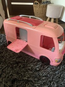 Barbie Magic Van Obytné auto - 2