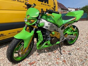 KAWASAKI ZX 900 SPECIÁL DESIGN - 2