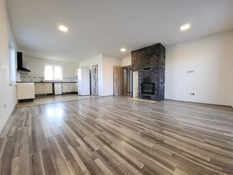 Prodej rodinného domu 138 m², pozemek 563 m², Lužec n.Cidl. - 2