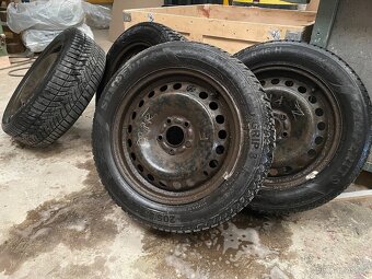 Plechové disky z Ford Mondeo 16” 5x108, zimní 205/55 R16 - 2