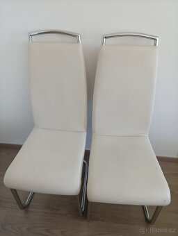 Skleněný stůl plus dvě židle do kuchyně - 2